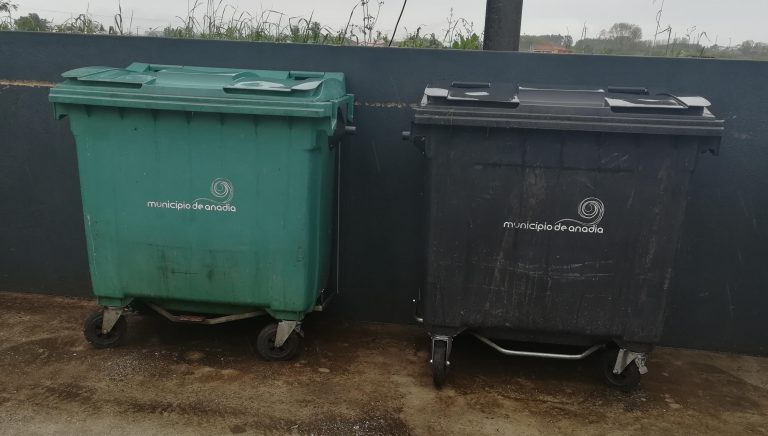 Rádio Regional do Centro: Anadia alerta para a necessidade de manter os contentores sempre fechados