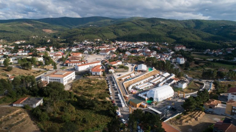 Rádio Regional do Centro: Programa de Intervenção Artística “FÔLEGO” apresentado em Oleiros