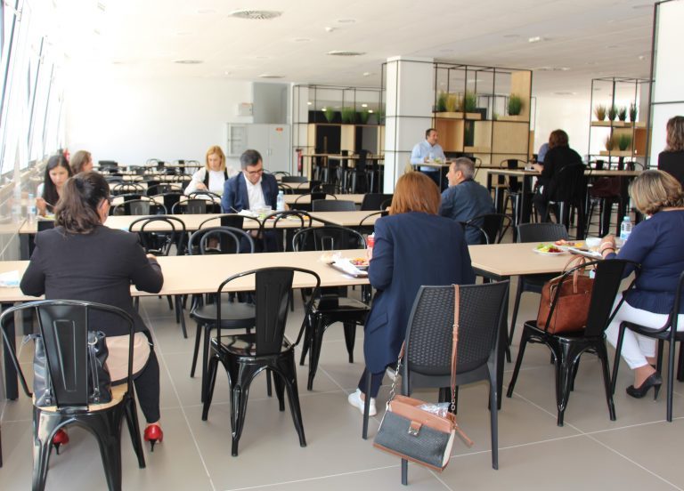 Rádio Regional do Centro: Cantina do ISEC reabre requalificada e com nova imagem