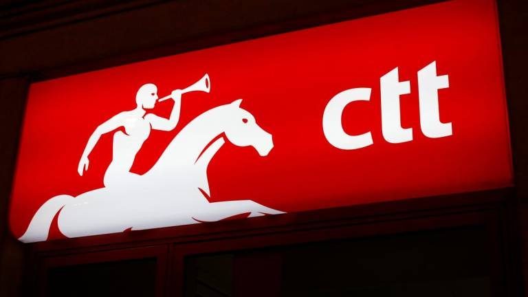 Rádio Regional do Centro: Lojas CTT com horário alargado