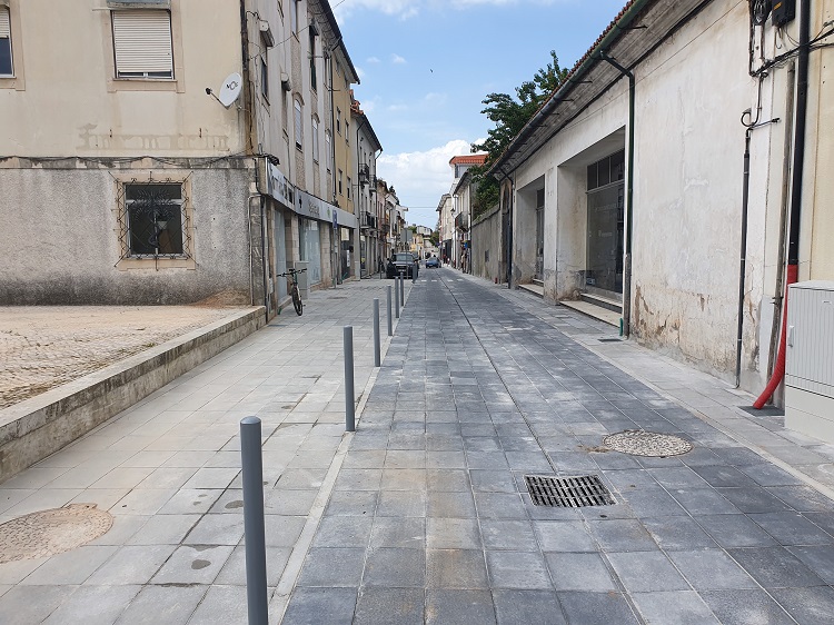 Rádio Regional do Centro: Lousã reabre circulação na rua do Comércio