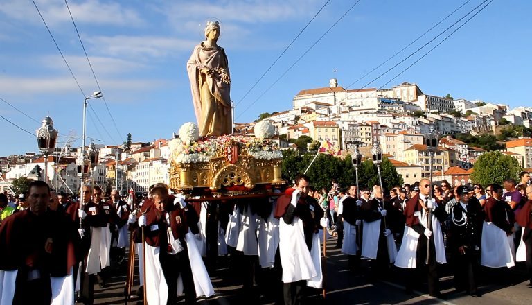 Rádio Regional do Centro: Procissão da Rainha Santa só se realizará em 2021