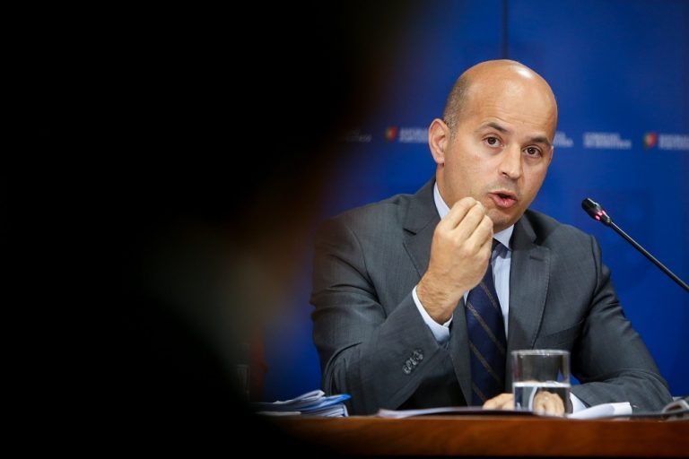Rádio Regional do Centro: João Leão substitui Mário Centeno como ministro de Estado e das Finanças