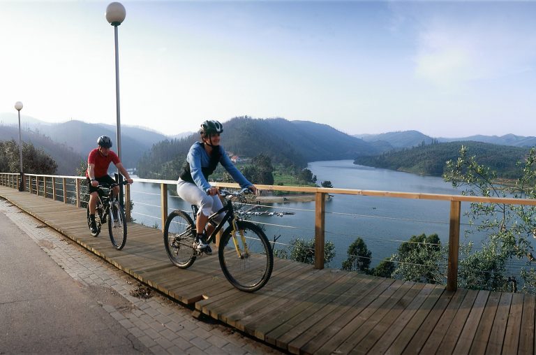 Rádio Regional do Centro: CIM Região de Coimbra propõe ao Governo atribuir vouchers para ajudar o turismo