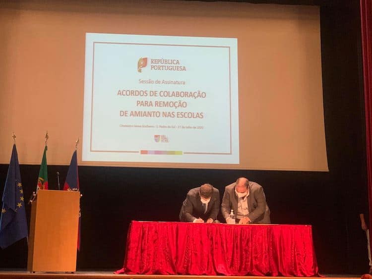 Rádio Regional do Centro: Anadia vai remover amianto da Escola Básica de Vilarinho do Bairro
