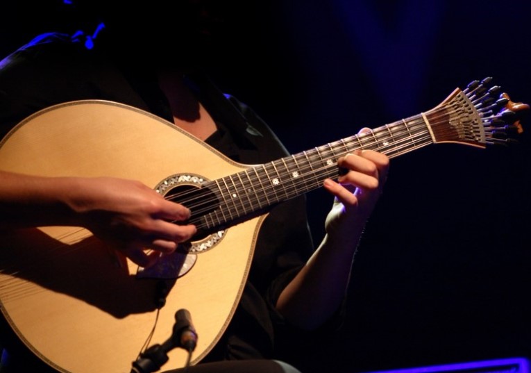Rádio Regional do Centro: Fado de Coimbra na corrida para a final das 7 Maravilhas da Cultura