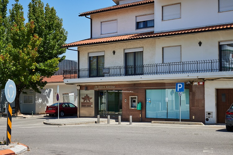 Rádio Regional do Centro: Mealhada arrenda espaço para manter multibanco na Pampilhosa