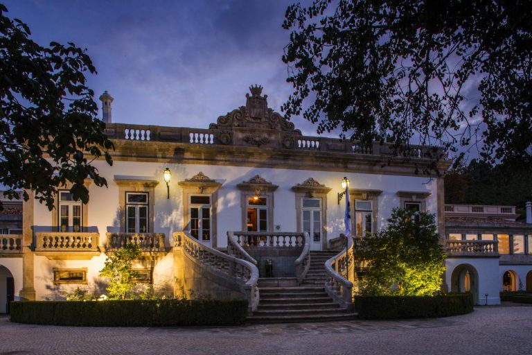 Rádio Regional do Centro: Programa da Manhã: Conheça a Quinta das Lágrimas, em Coimbra, e as suas lendas