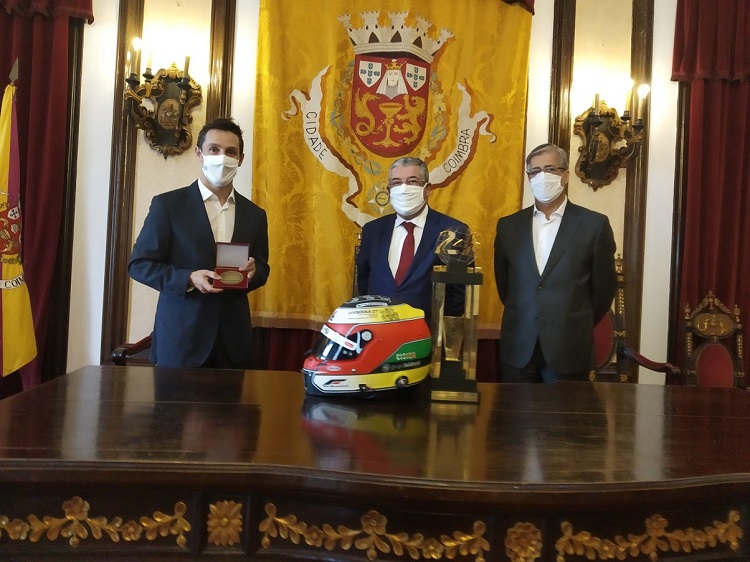 Rádio Regional do Centro: Câmara de Coimbra homenageou piloto Filipe Albuquerque