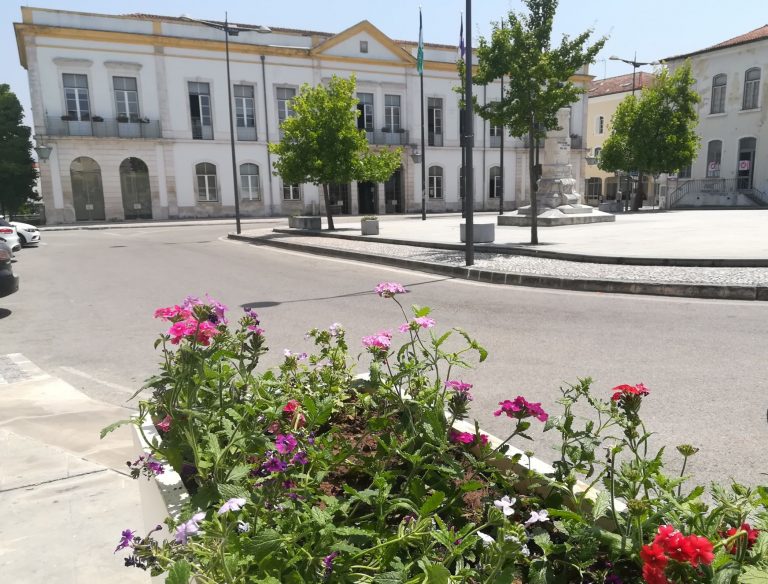 Rádio Regional do Centro: Anadia: Município apoia Associações Culturais