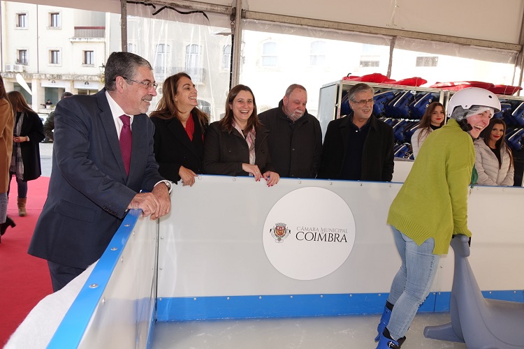 Rádio Regional do Centro: CM de Coimbra aposta na iluminação e retira pista de gelo e concertos de Natal