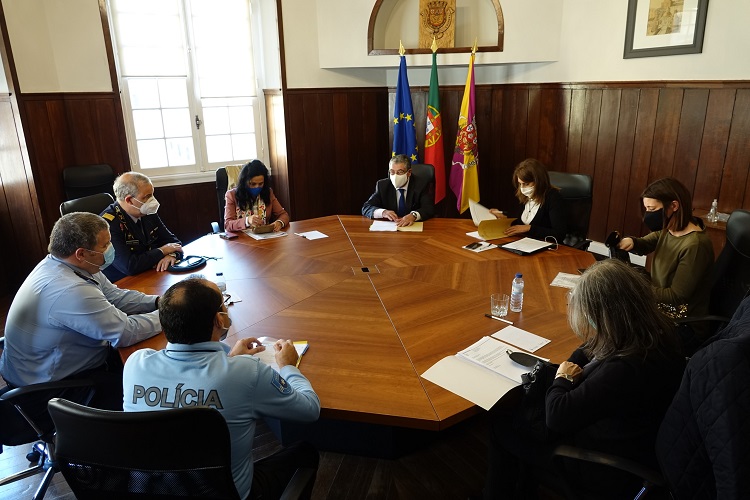 Rádio Regional do Centro: Coimbra determina horário de funcionamento do comércio no fim-de-semana