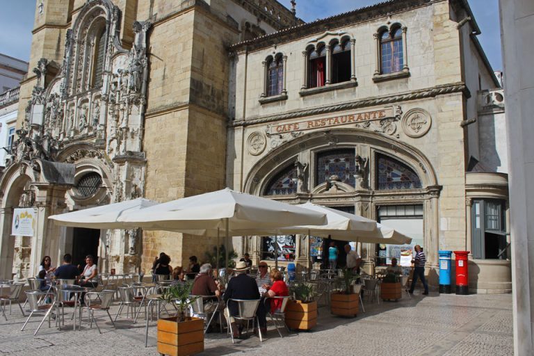 Rádio Regional do Centro: Programa da Manhã: Conheça um pouco da história do Café Santa Cruz, em Coimbra