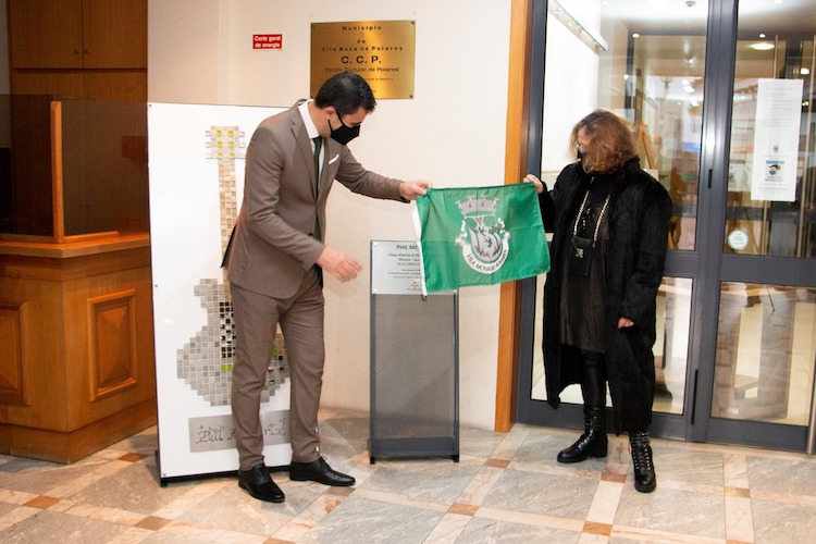 Rádio Regional do Centro: Vila Nova de Poiares inaugura memorial a Phil Mendrix