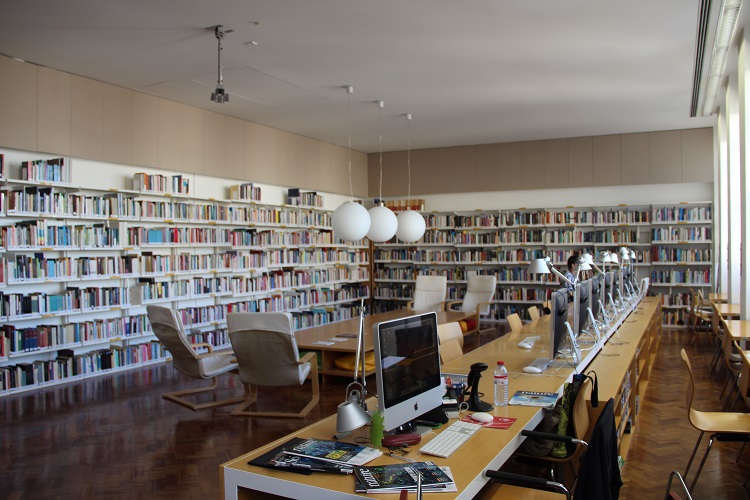 Rádio Regional do Centro: Centro Ciência Viva da UC dinamiza palestra sobre movimentos estudantis