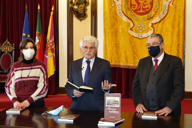 Rádio Regional do Centro: Câmara Municipal assinala 200 anos da Revolução Liberal com lançamento de livro