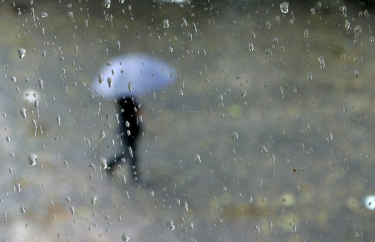 Rádio Regional do Centro: Depressão Dora traz mau tempo a Portugal nos próximos dias