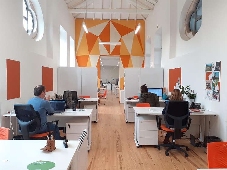 Rádio Regional do Centro: Município da Figueira da Foz assinala aniversário de espaço de “coworking”