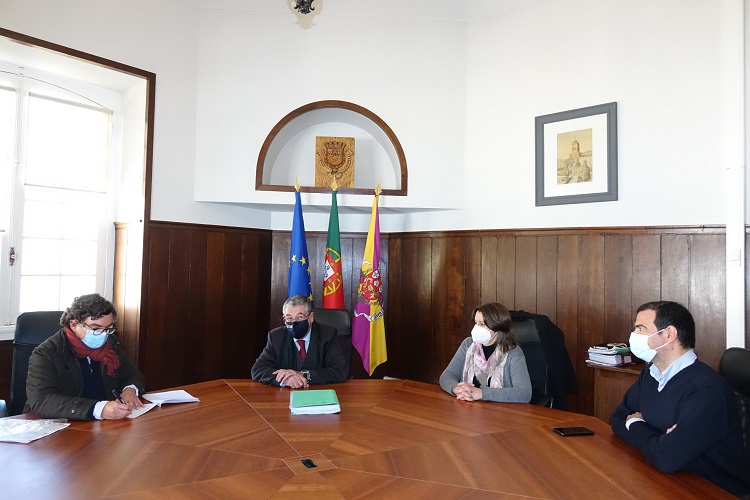 Rádio Regional do Centro: Docas do Parque Verde em funcionamento até ao Verão