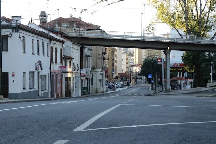 Rádio Regional do Centro: Fim-de-semana com recolher obrigatório às 13h00