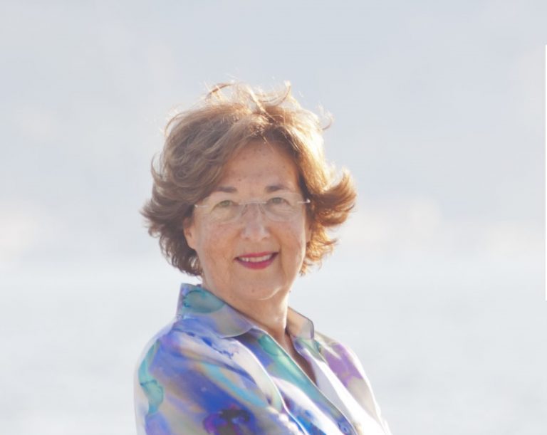 Rádio Regional do Centro: Escritora Teolinda Gersão celebra 40 anos de carreira literária com novo livro