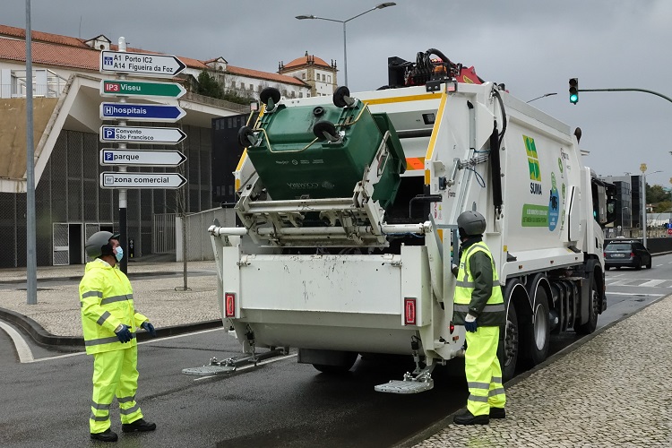 Rádio Regional do Centro: Coimbra com viaturas mais amigas do ambiente para a recolha de resíduos