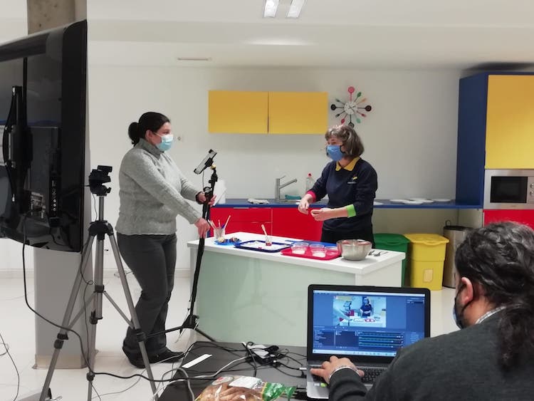 Rádio Regional do Centro: Exploratório de Coimbra leva a Ciência até casa