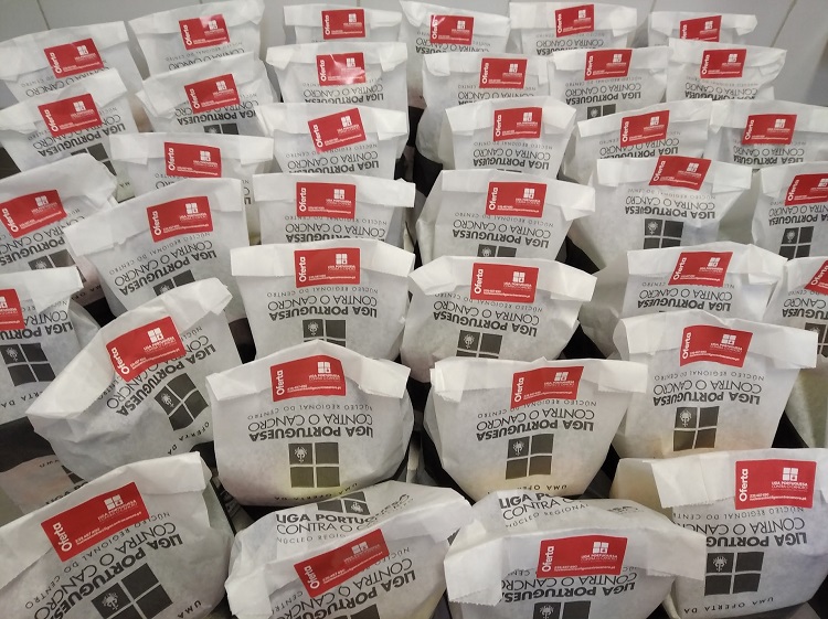 Rádio Regional do Centro: Núcleo do Centro LPCC reforça apoio aos doentes com doação de bens alimentares