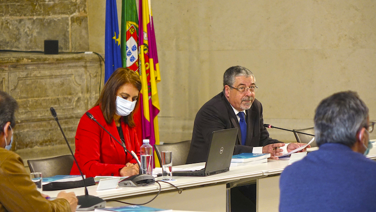 Rádio Regional do Centro: Câmara de Coimbra quer ouvir população sobre as prioridades na área da saúde