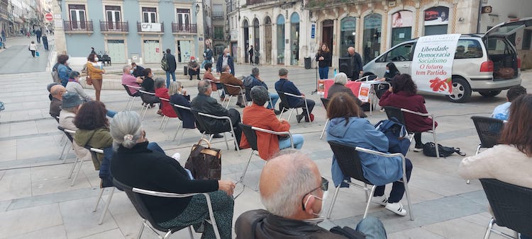 Rádio Regional do Centro: PCP prossegue luta na reversão do processo de fusão dos CHUC