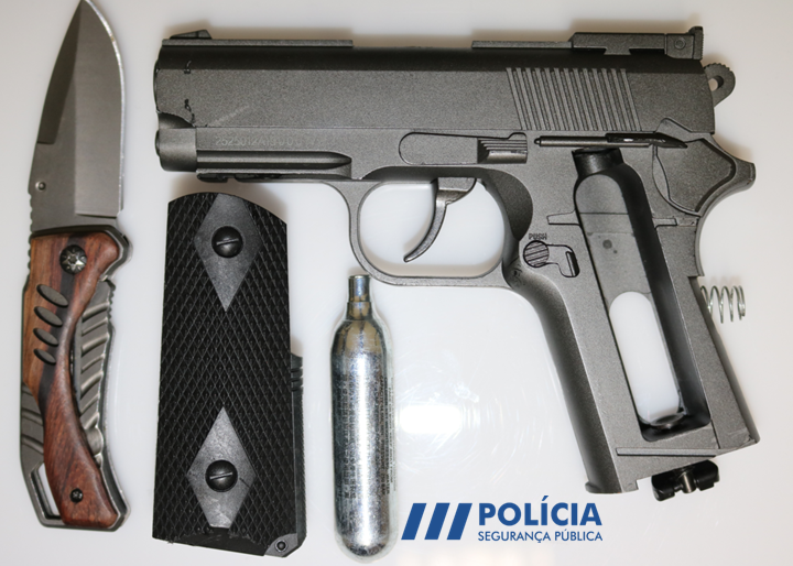 Rádio Regional do Centro: PSP de Coimbra detém jovem por roubo no Bairro Norton de Matos