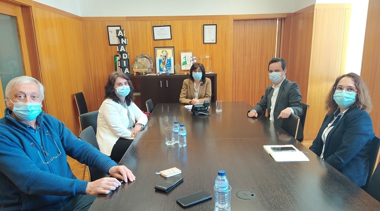 Rádio Regional do Centro: Presidente da Câmara de Anadia discutiu funcionamento de unidades de saúde