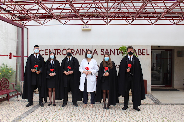 Rádio Regional do Centro: Associação Académica de Coimbra promove “Abril de Gerações”