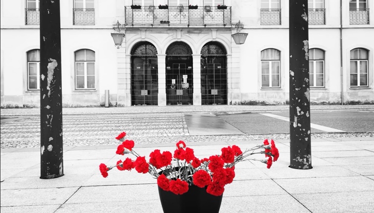 Rádio Regional do Centro: Anadia assinala “Revolução dos cravos” com várias iniciativas