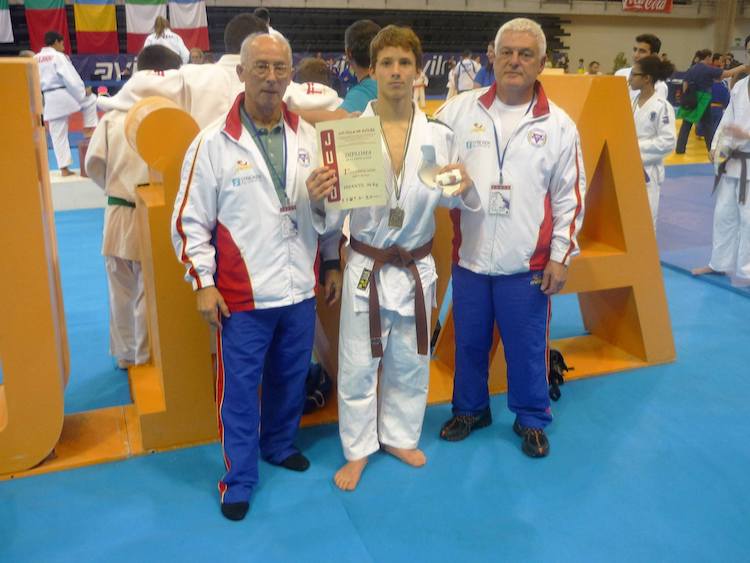 Rádio Regional do Centro: Judoca de Coimbra testa positivo ao novo coronavírus e falha Europeus de Lisboa