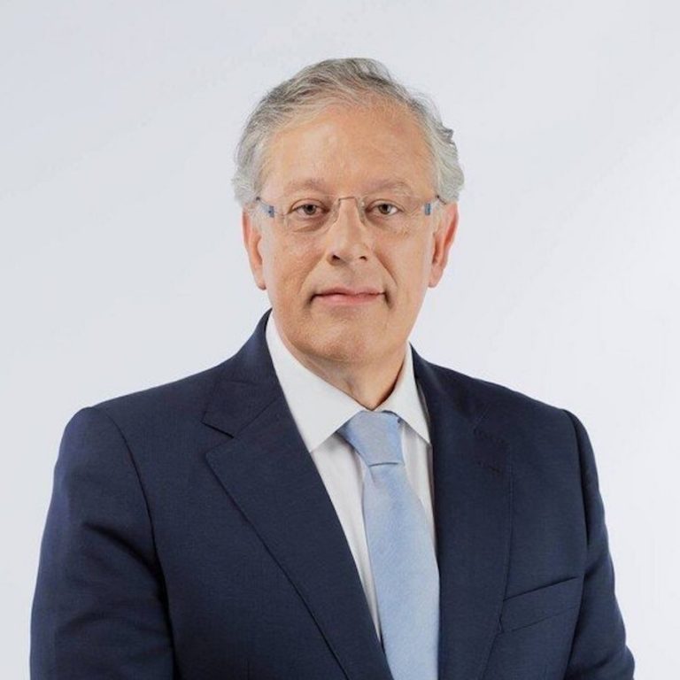 Rádio Regional do Centro: Morreu António Almeida Henriques, presidente da Câmara de Viseu