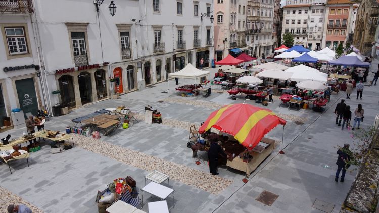 Rádio Regional do Centro: Praça do Comércio acolhe mais uma edição da Feira das Velharias este sábado