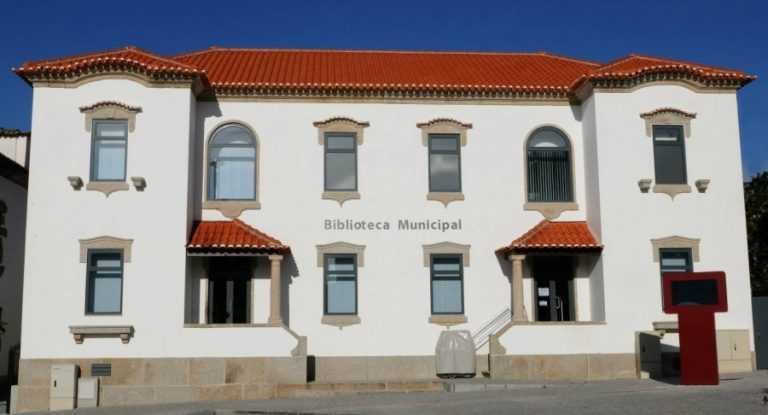 Rádio Regional do Centro: Biblioteca Municipal de Oliveira do Hospital comemora 10 anos