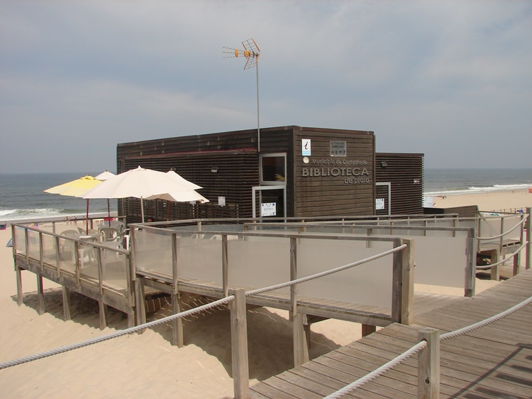 Rádio Regional do Centro: Cantanhede: Biblioteca da Praia da Tocha está a funcionar até ao final do Verão
