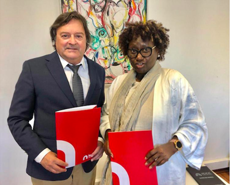 Rádio Regional do Centro: ISEC forma docentes e cria cursos tecnológicos em Angola