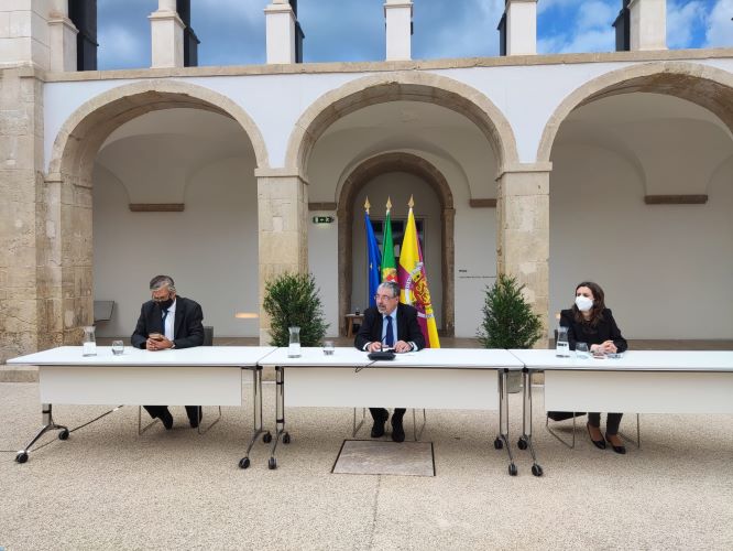 Rádio Regional do Centro: Coimbra formaliza apoios a 132 associações desportivas, culturais e juvenis