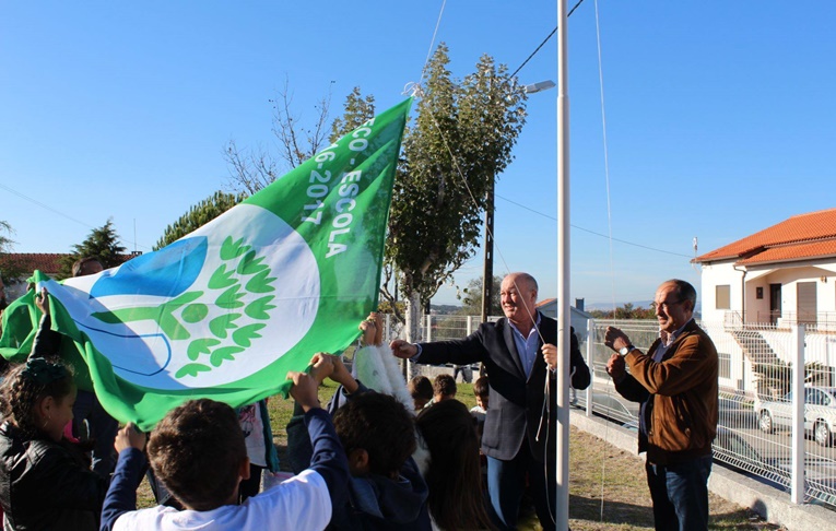 Rádio Regional do Centro: Soure: Sete escolas do Concelho receberam Bandeira Verde no projecto Eco Escolas