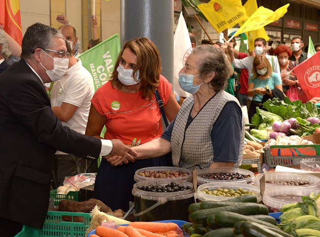 Rádio Regional do Centro: Manuel Machado (PS) lembra apoio aos comerciantes e obras no mercado de Coimbra