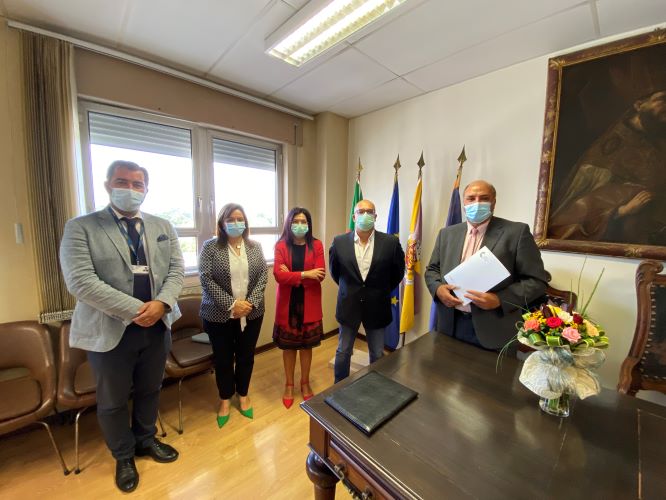 Rádio Regional do Centro: CHUC doa bens móveis do antigo Hospital de Lorvão