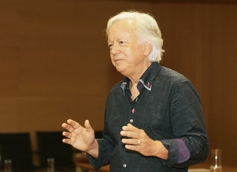 Rádio Regional do Centro: “Ensaio sobre a cegueira curável” com o médico António Travassos no Exploratório