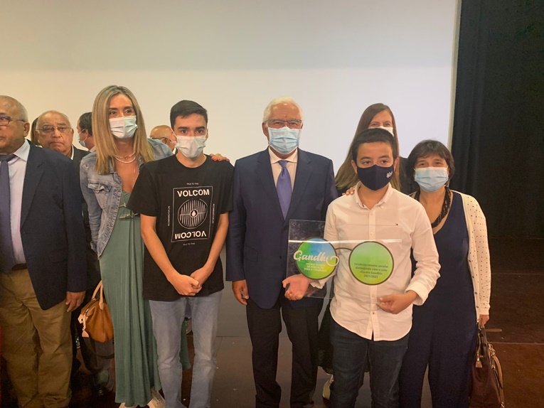 Rádio Regional do Centro: Agrupamento de Escolas da Lousã vence prémio “Escola Gandhi”