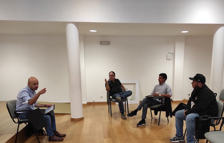 Rádio Regional do Centro: Associação Empresarial Serra da Lousã descontente com preços dos combustíveis