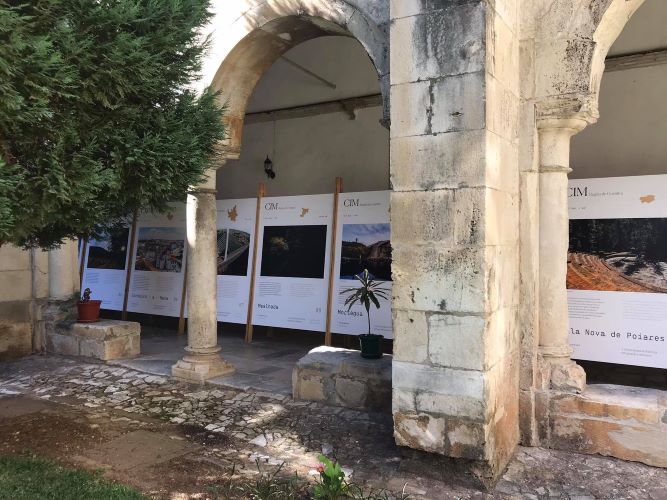 Rádio Regional do Centro: Exposição dos produtos turísticos da Região de Coimbra no Colégio da Graça