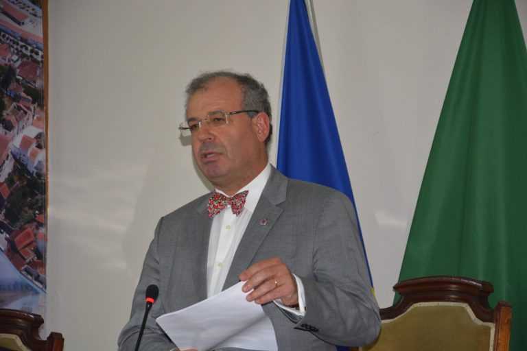 Rádio Regional do Centro: Fernando Ramos é o novo Director da Faculdade de Farmácia da UC
