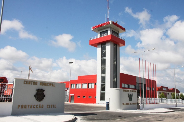 Rádio Regional do Centro: Câmara de Poiares financia compra de viatura para Bombeiros Voluntários
